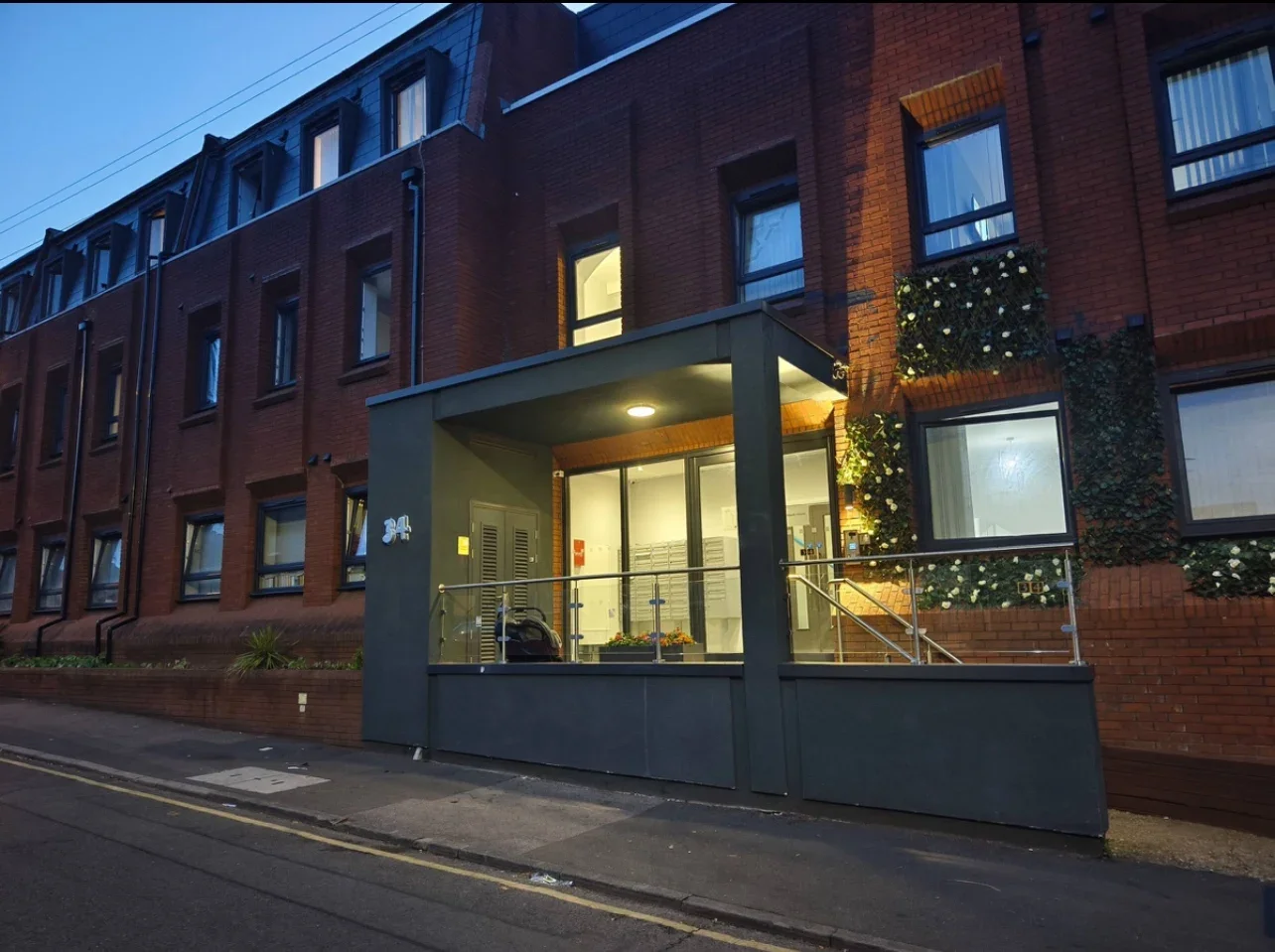 Flat Mersey Place in Luton