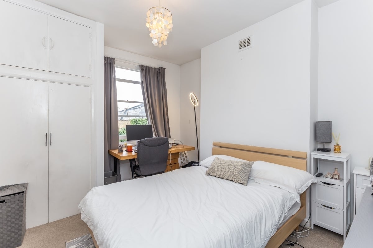 Flat Bravington Road in City of Westminster