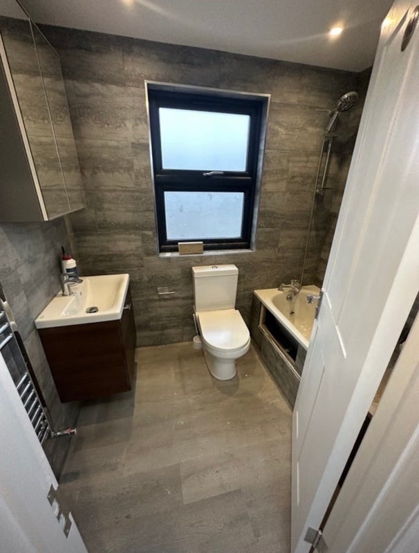 Room Undine Street in Greater London