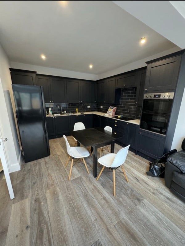 Room Undine Street in Greater London