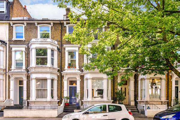 Flat Hammersmith Grove in Greater London