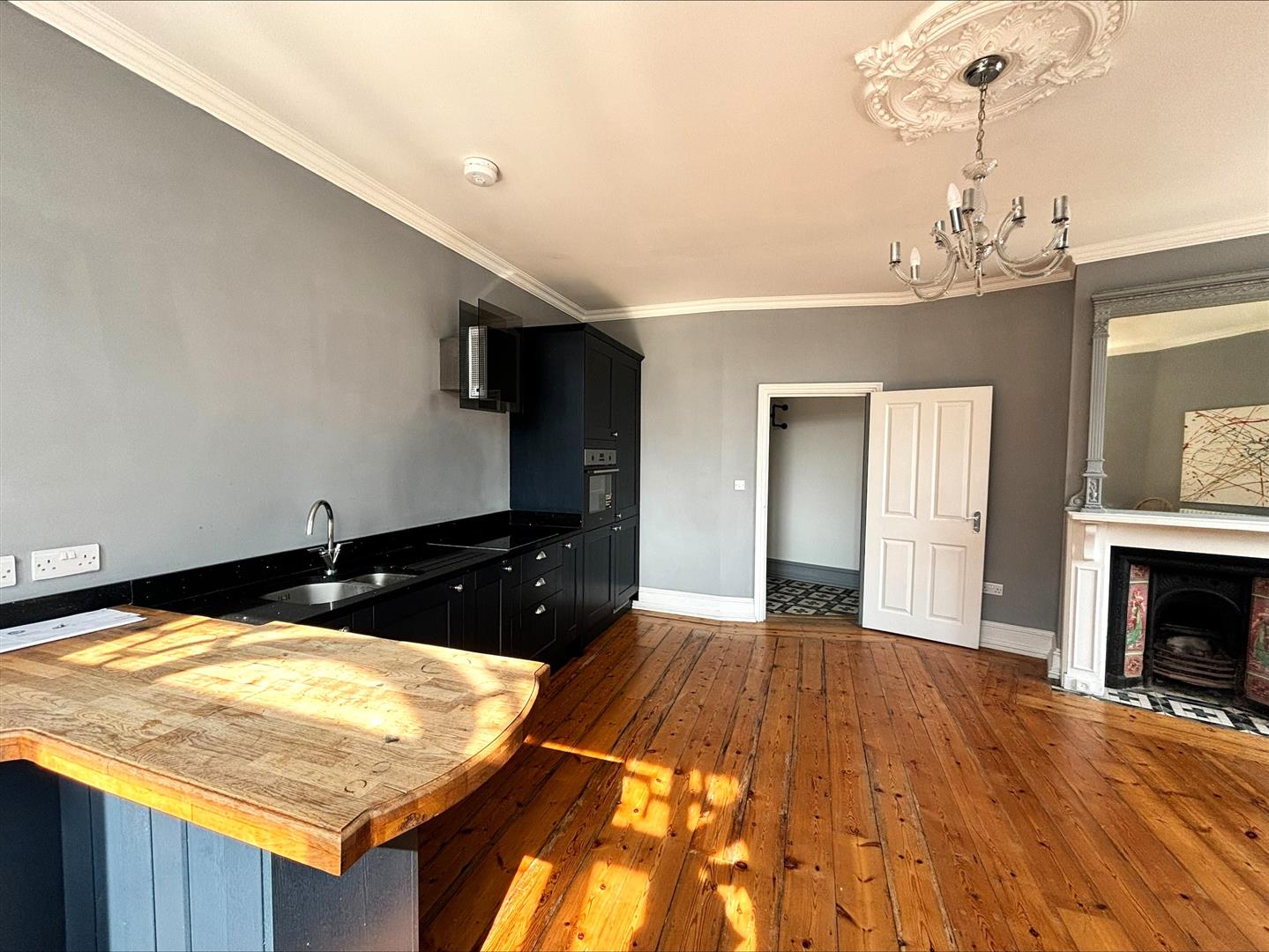 Flat North Street in Havant