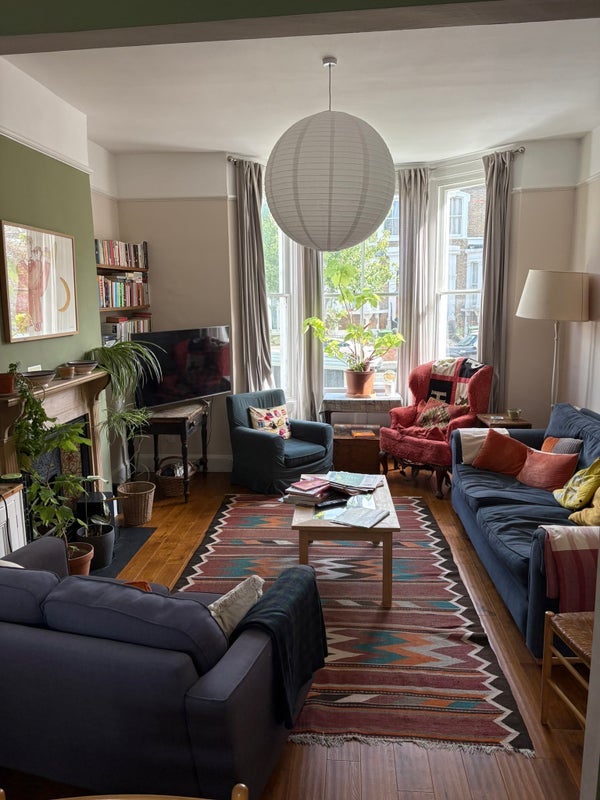 Room Stowe Road in Greater London