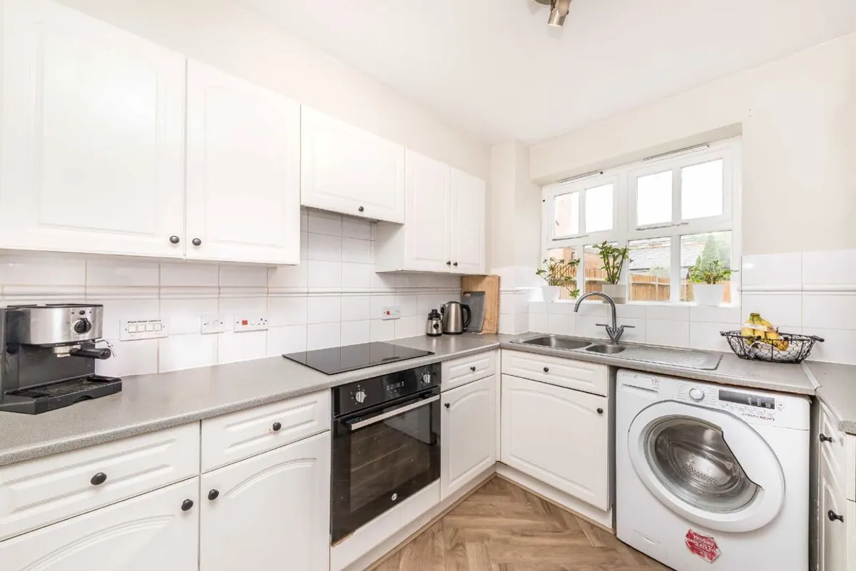 Flat Massingberd Way in Greater London