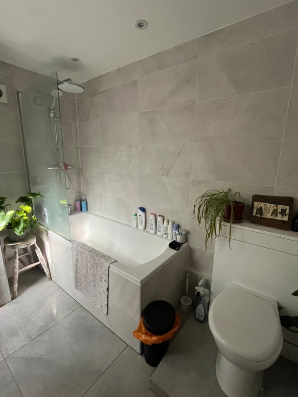 Room Mogg Street in Bristol
