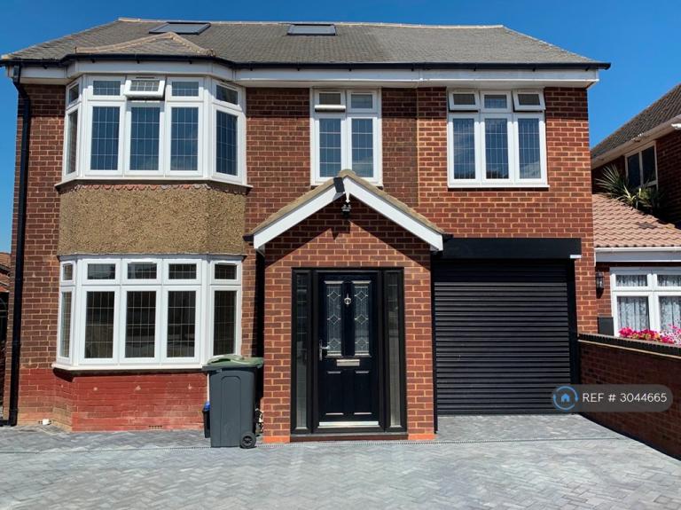 House Selbourne Road in Luton