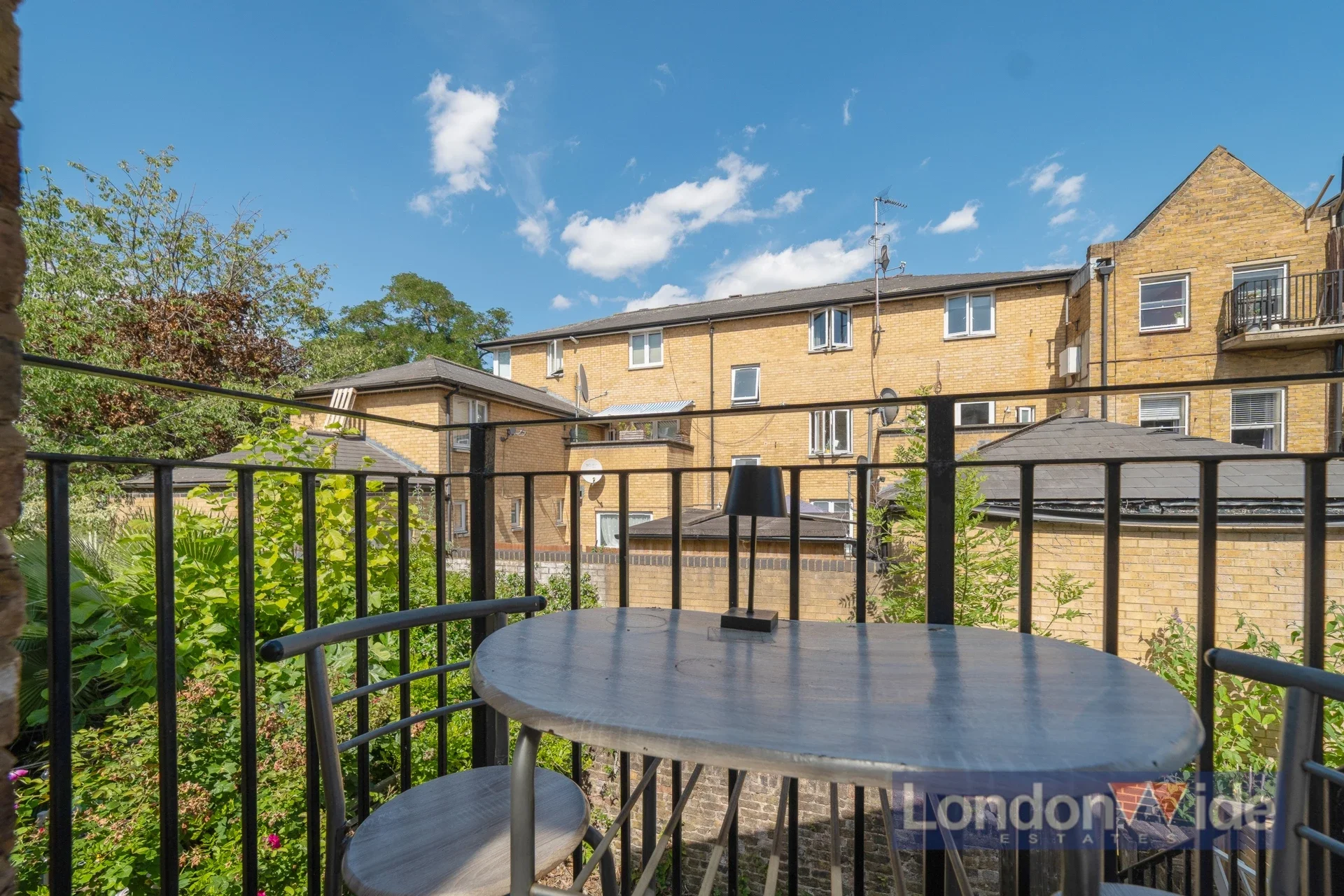 Flat Shirland Road in City of Westminster
