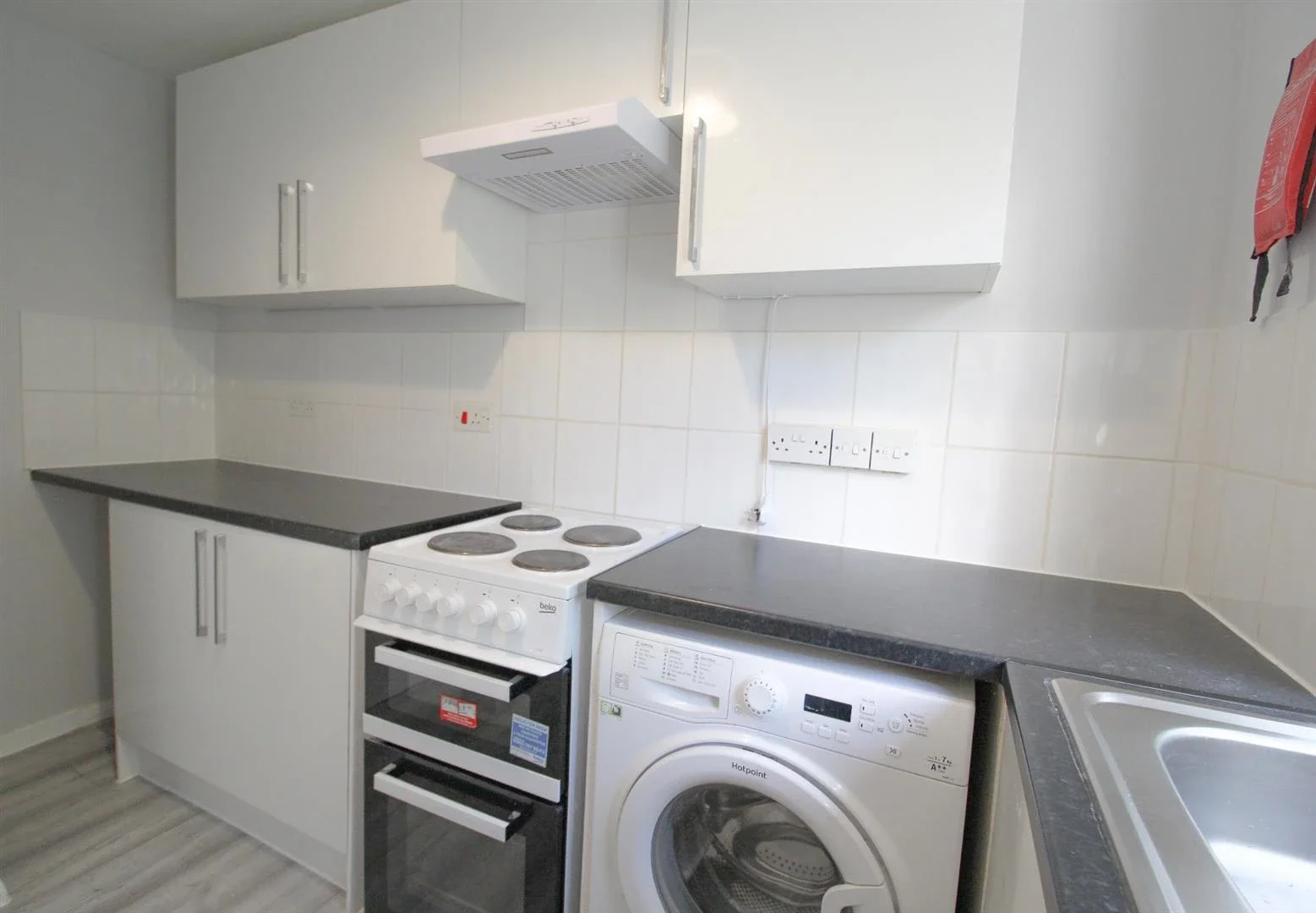 Flat Plowman Close in Greater London