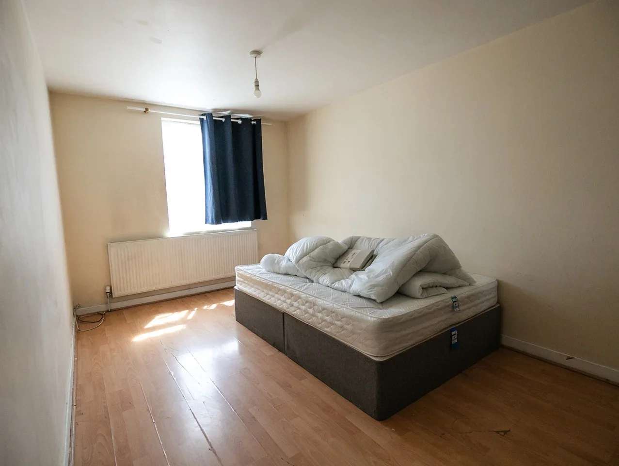 Room Staines Road in Greater London