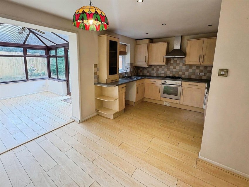 House Carsington Close in Kettering