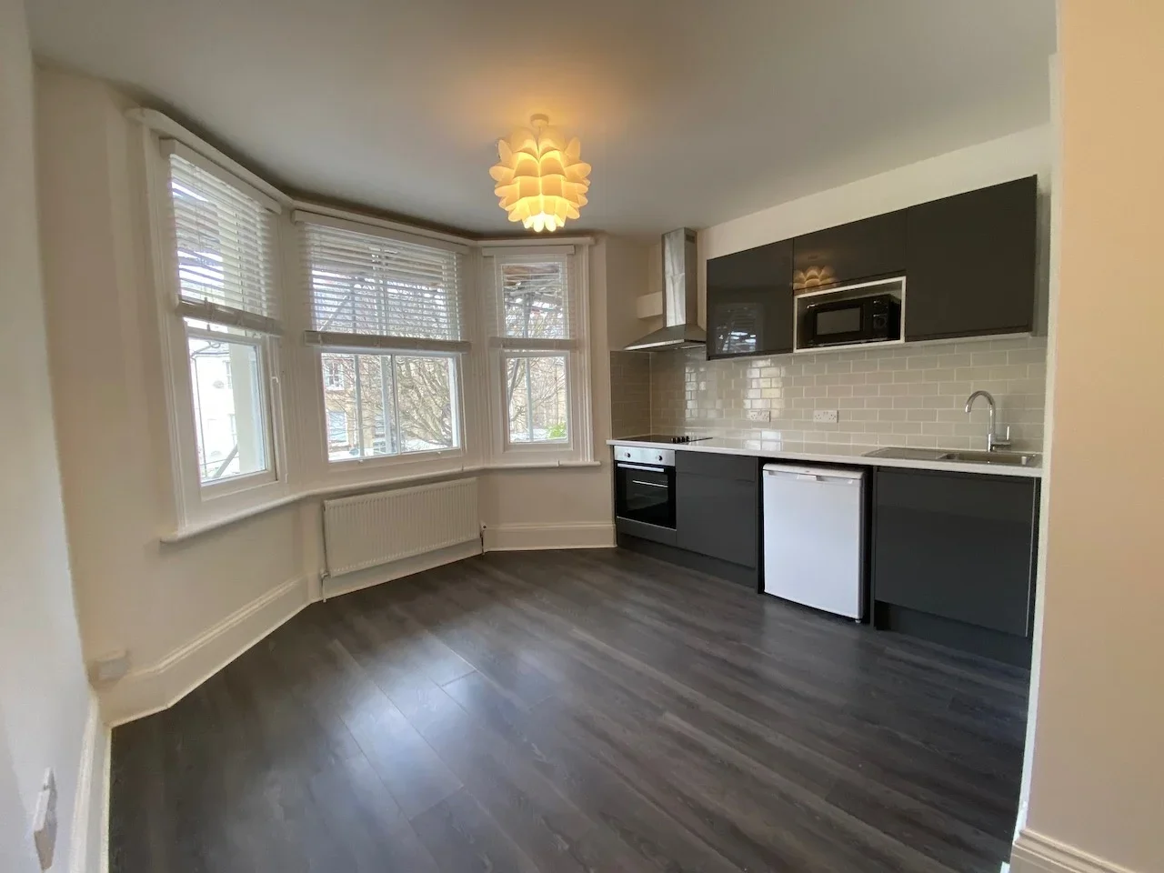 Flat Seafield Road in Portslade by Sea