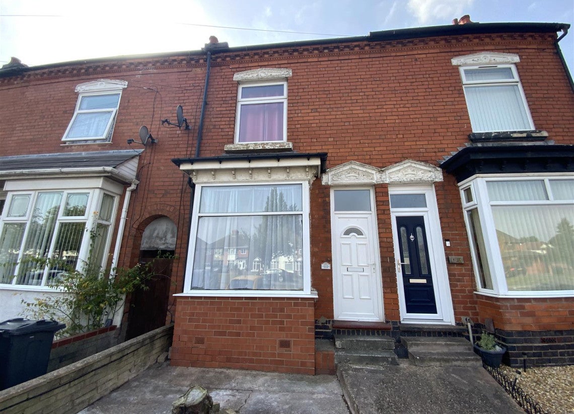 House Yew Tree Lane in Birmingham