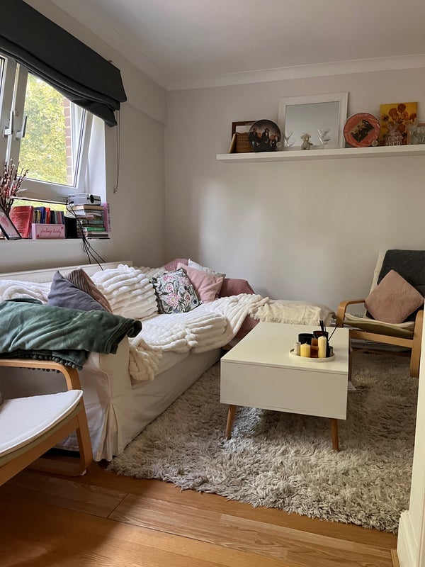 Room Stoford Close in Greater London
