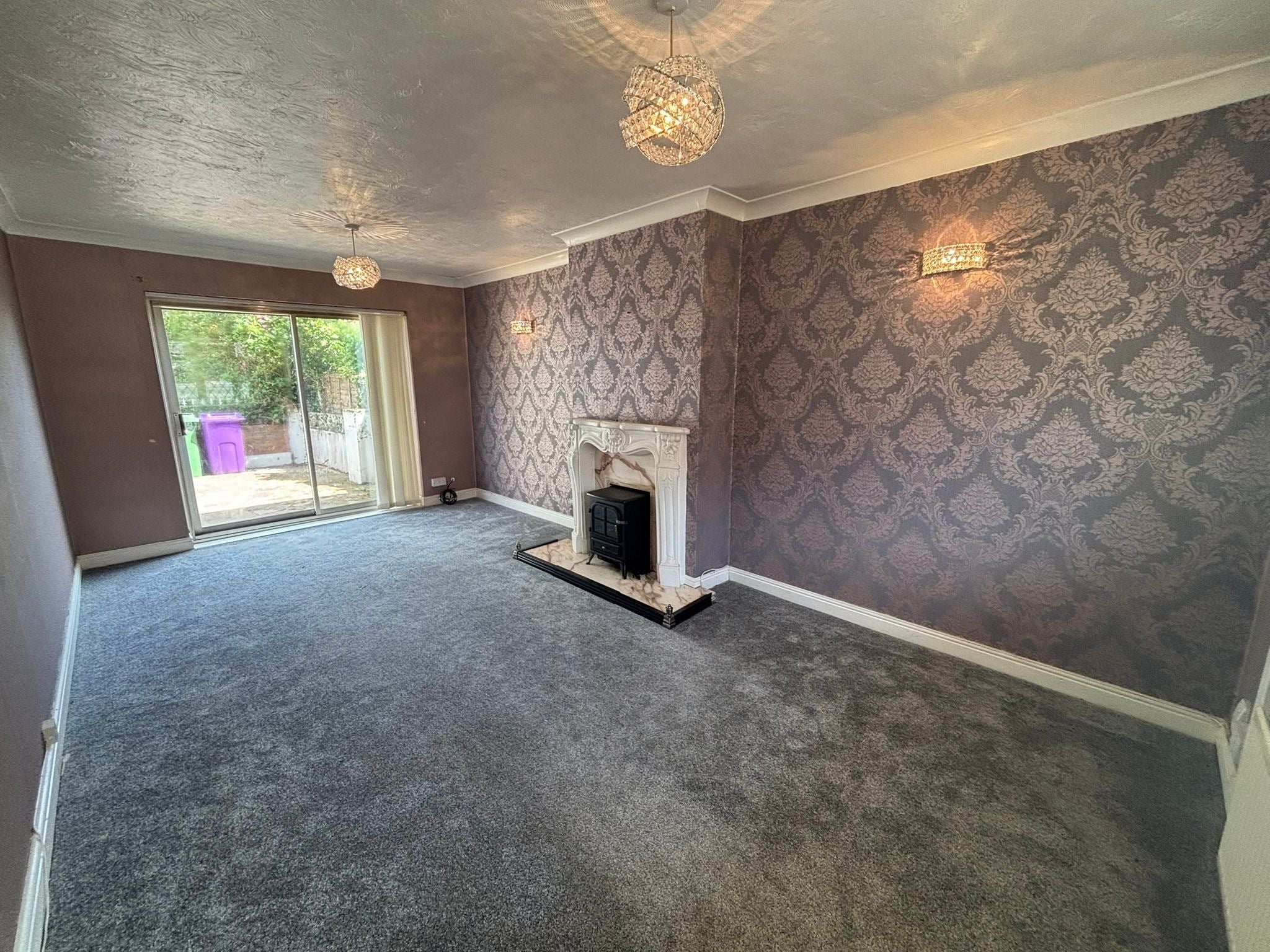 Flat Westcroft Avenue in Wolverhampton