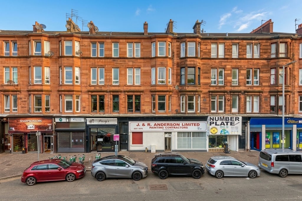 Flat Dumbarton Road in Glasgow