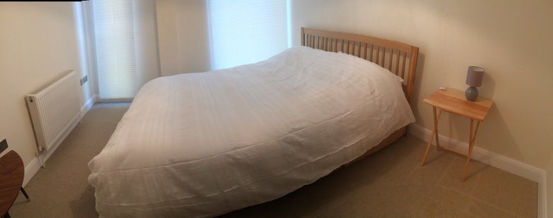 Room Long Lane in Greater London