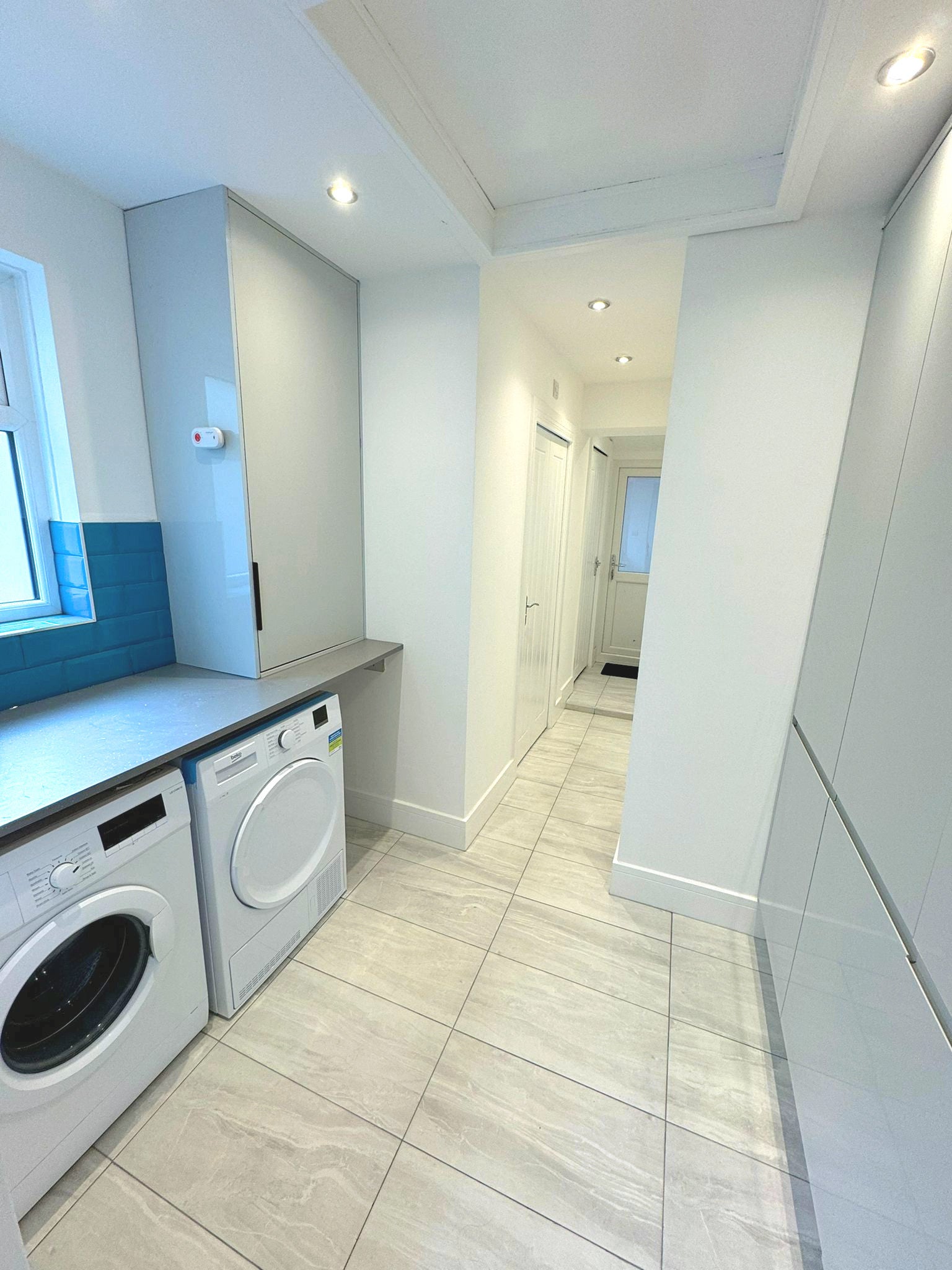Flat Haydons Road in Greater London