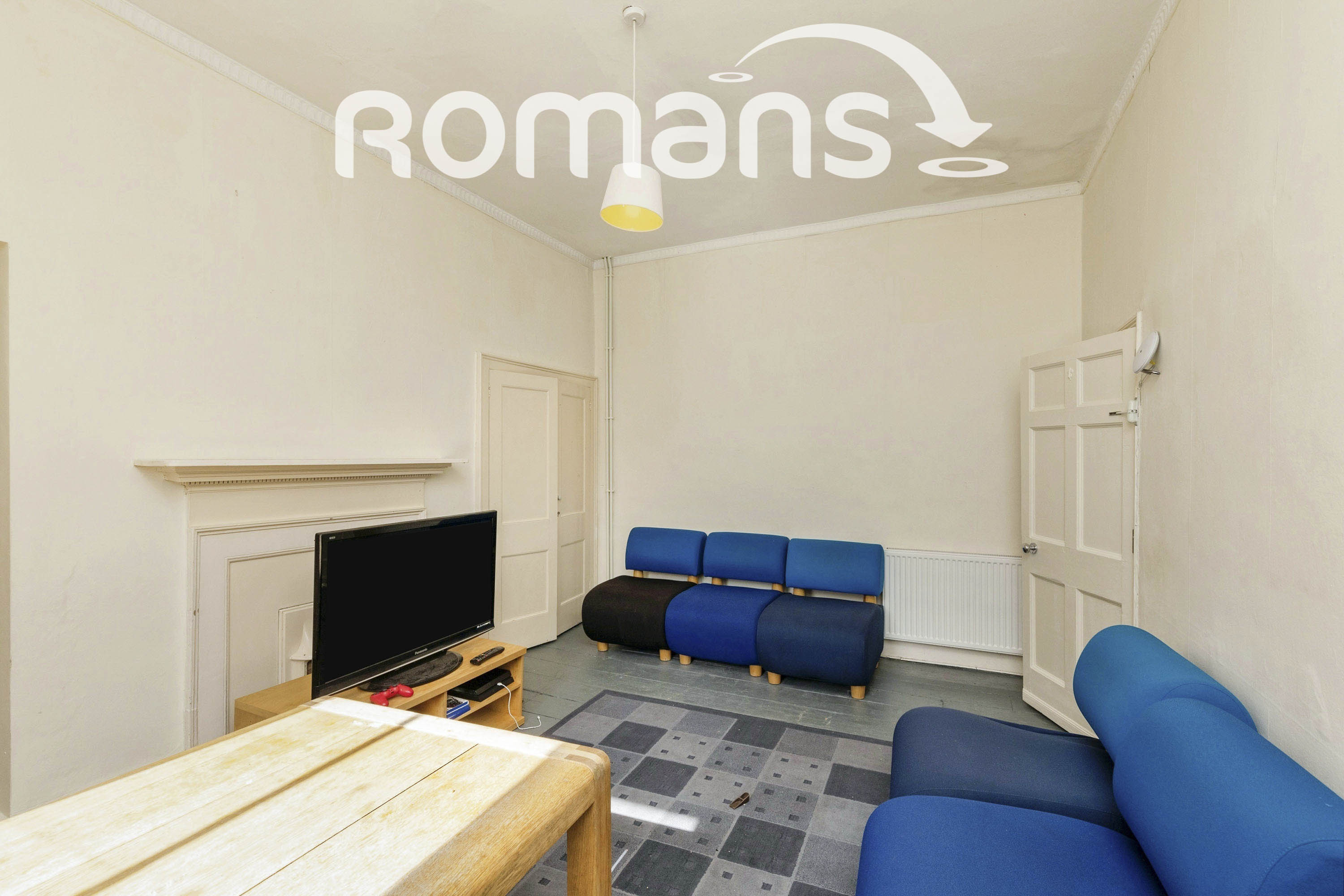 Room Devonshire Buildings in Bath