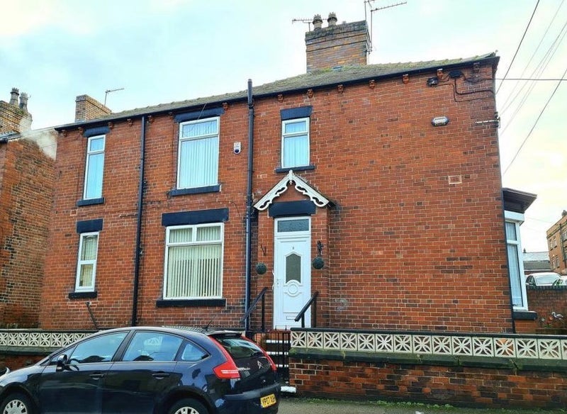 Room Smith Street in Wombwell