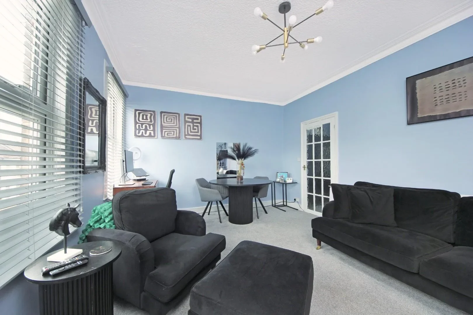 Flat Birkbeck Avenue in Greater London