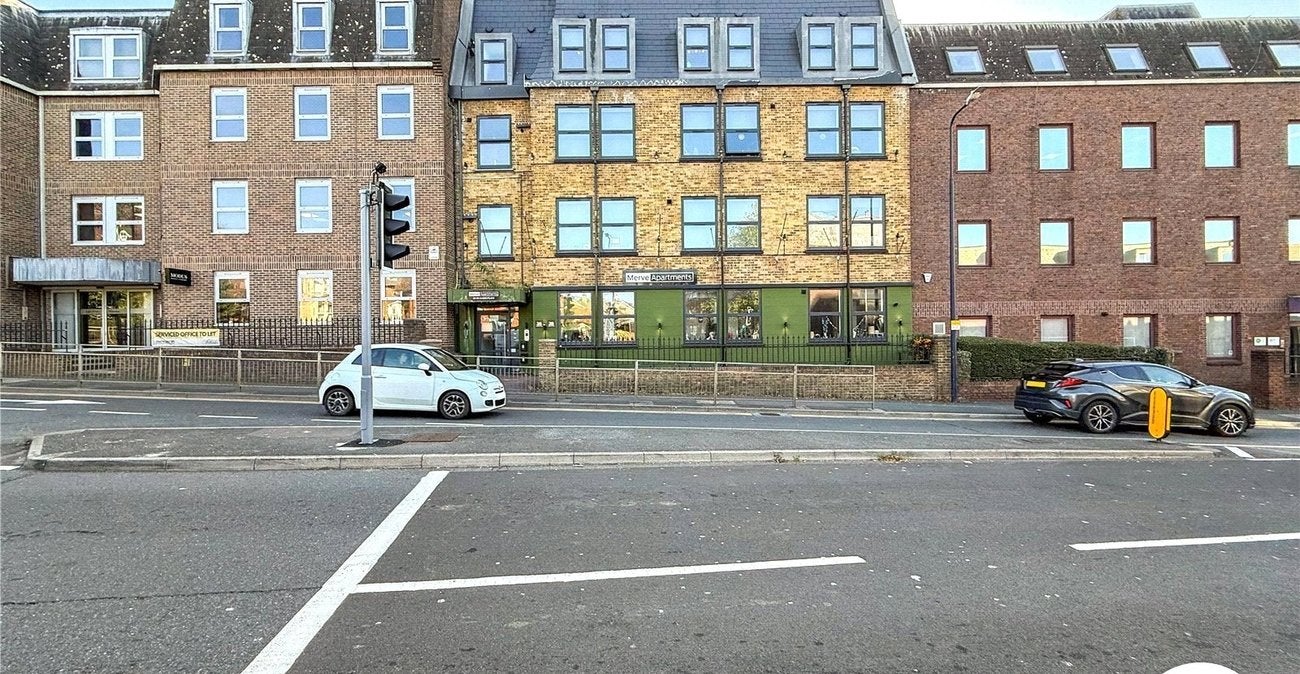 Flat Sittingbourne Road in Maidstone