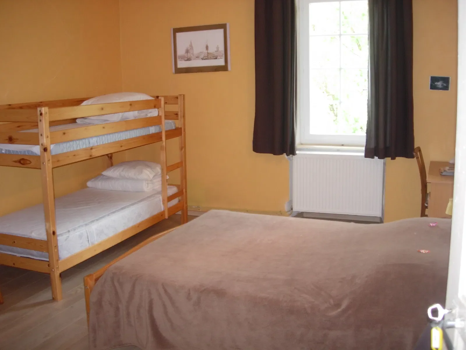 Room Route du Vignal in Cornillon-sur-l'Oule
