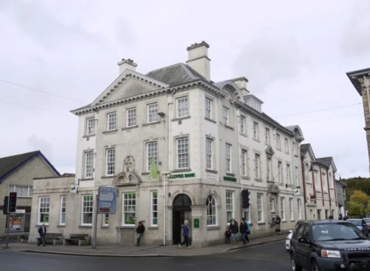 Flat Market Street in West Devon
