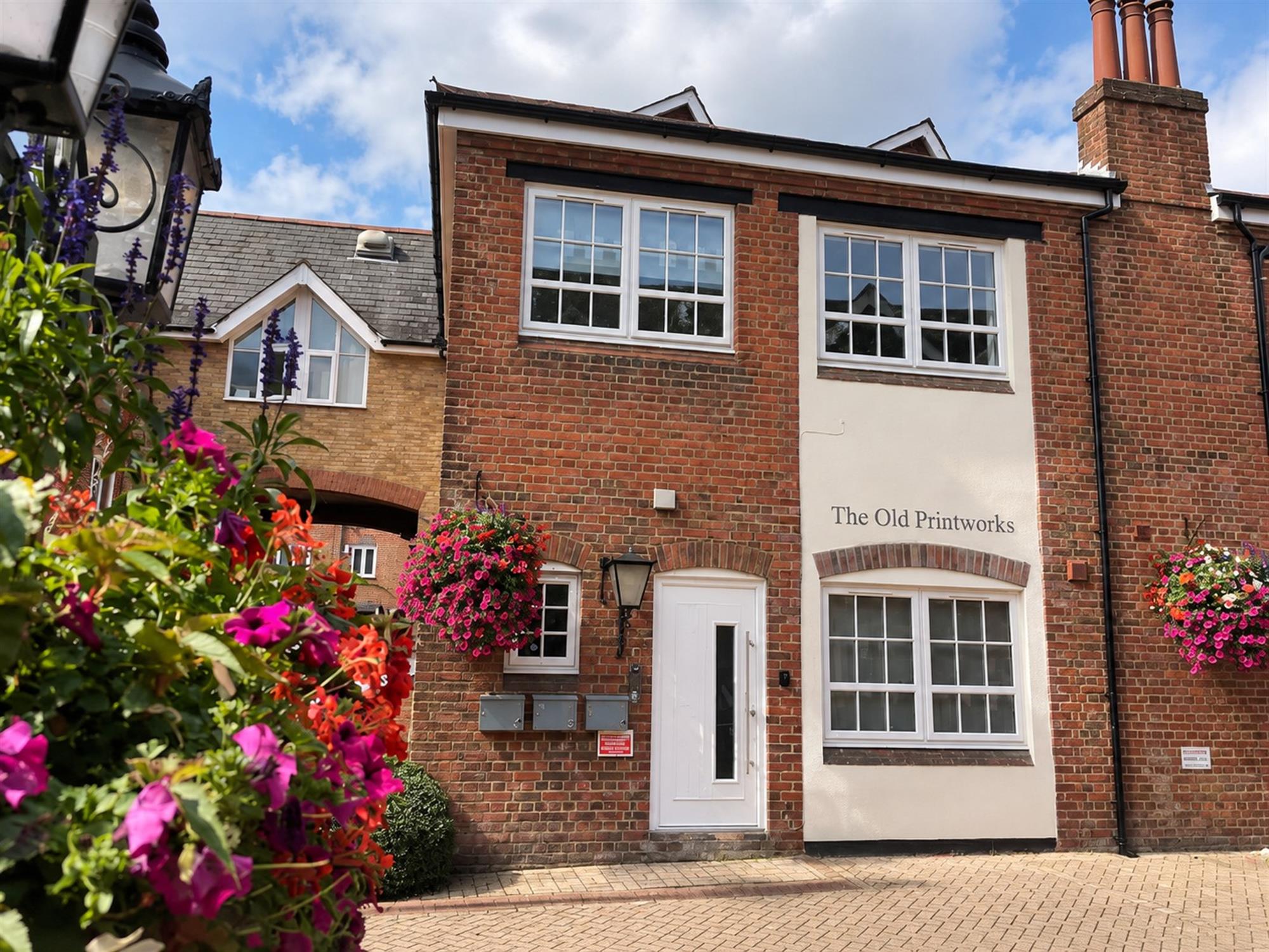 Flat Staple Gardens in Winchester