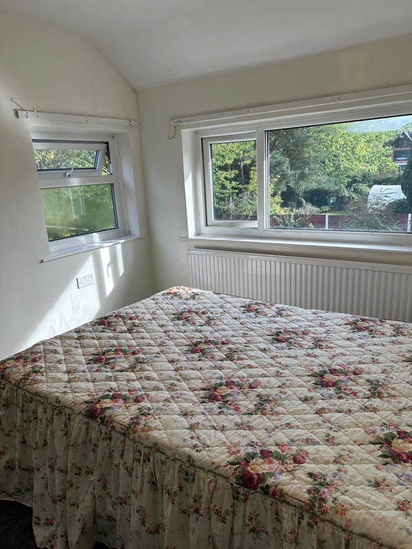 Room St Werburgh's Road in Manchester
