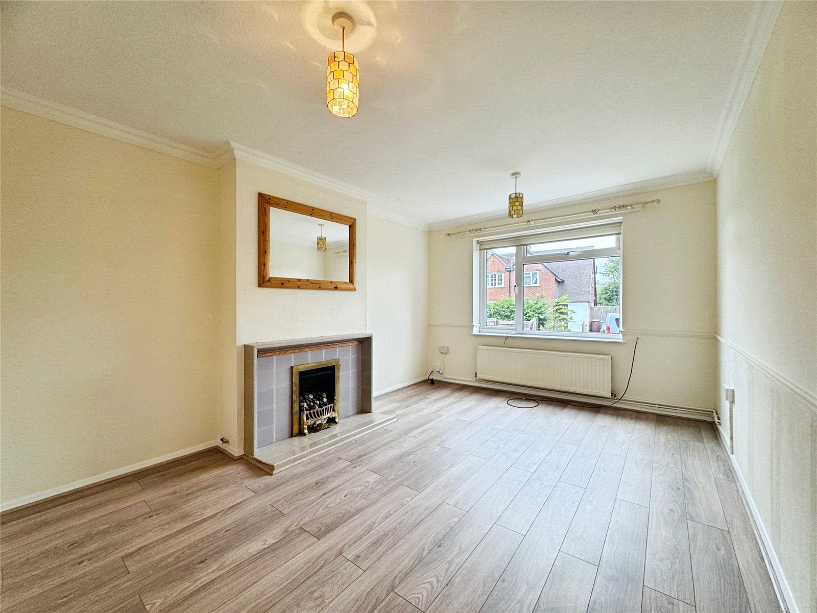 Flat Leer Court in Reading