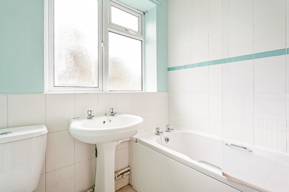 Flat Westcombe Park Road in Greater London