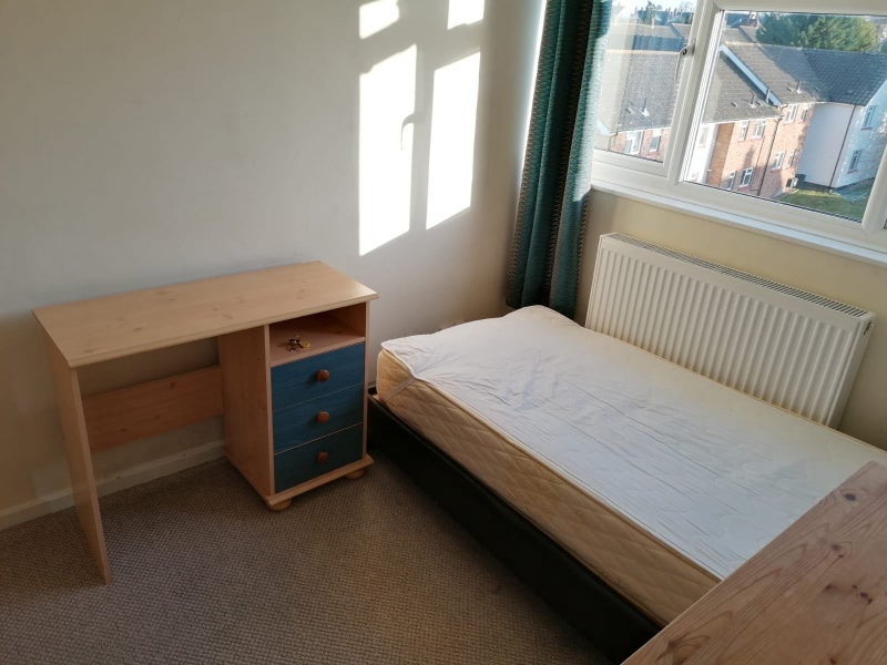 Room Bramwoods Road in Chelmsford