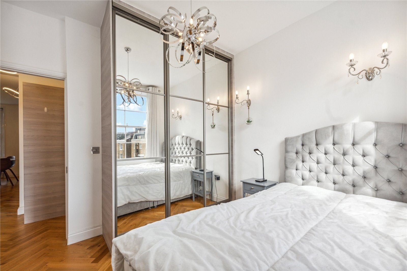 Flat Porchester Square in City of Westminster