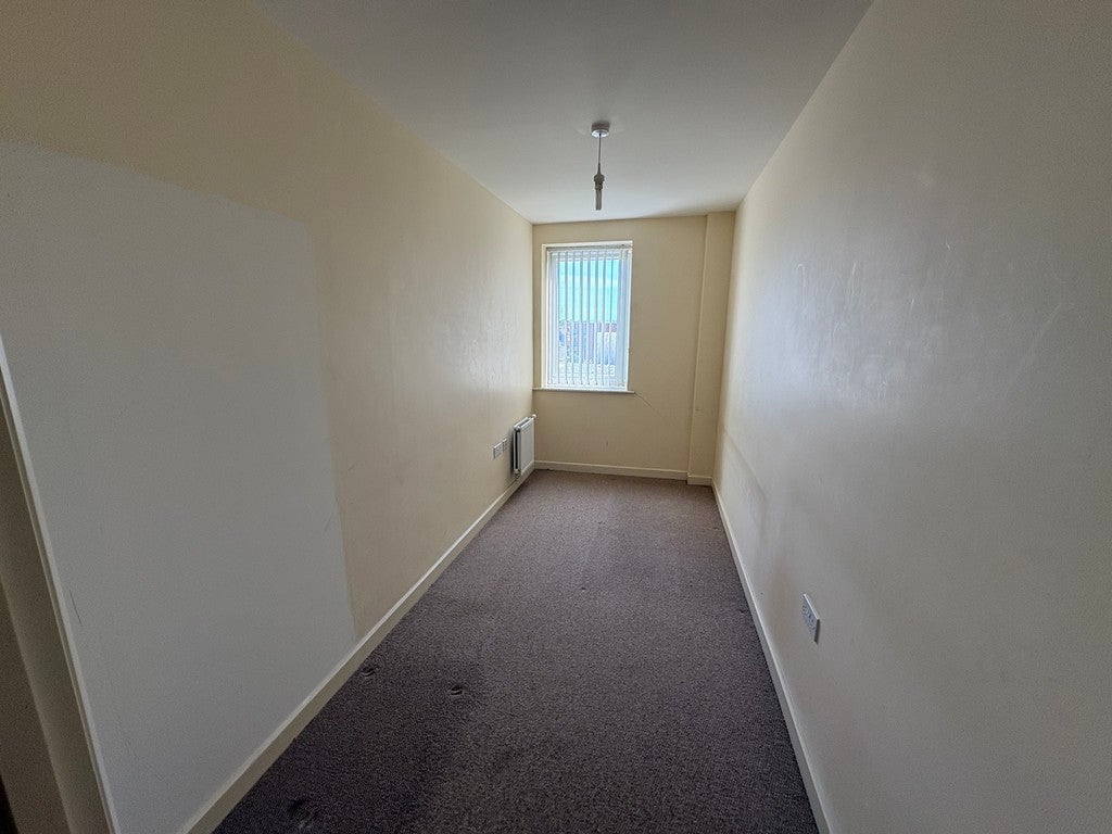 Flat Salisbury Road in Greater London
