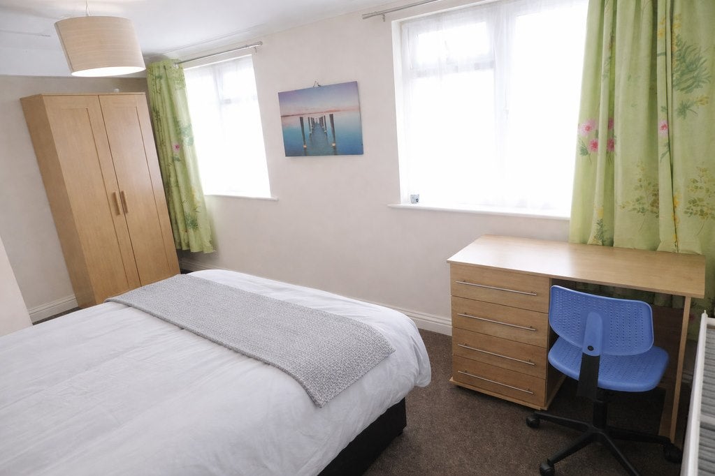 Flat South Front in Southampton