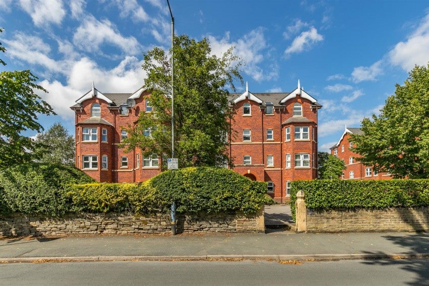 Flat Broad Road in Trafford