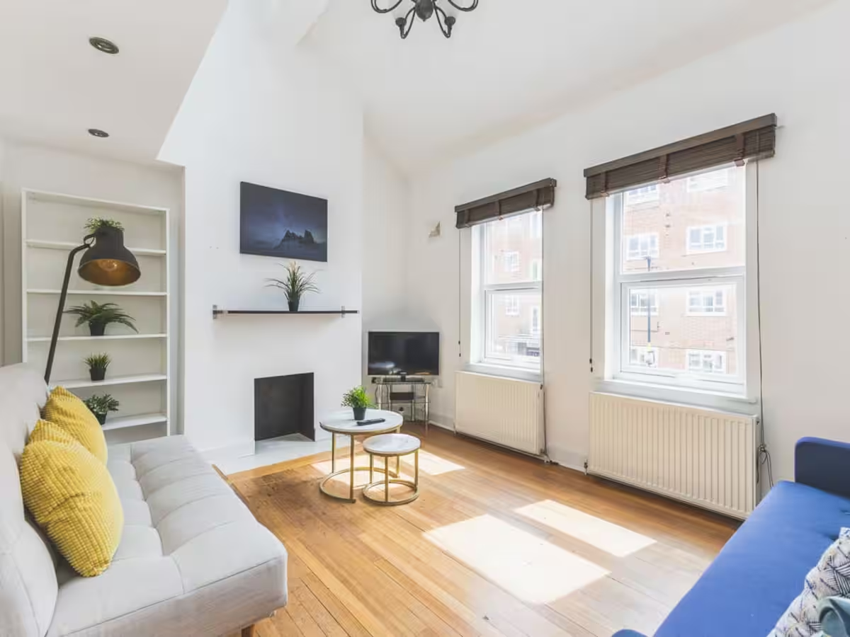 Flat Thorparch Road in Greater London
