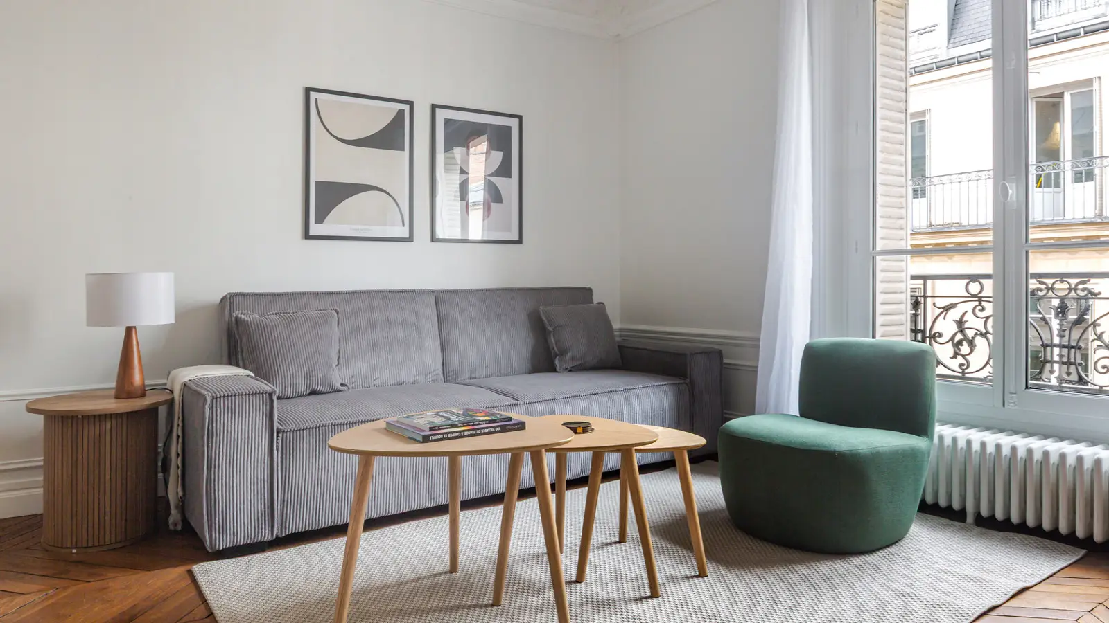 Appartement Rue de Ponthieu à Paris