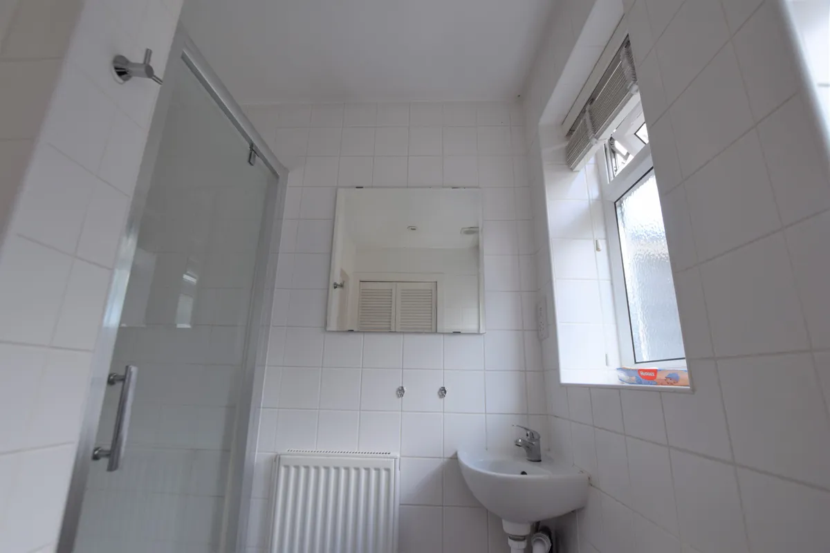 Flat Kensington Avenue in Watford
