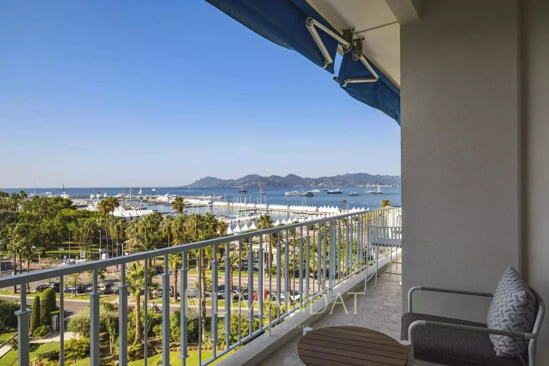 Flat Place Franklin Roosevelt in Cannes