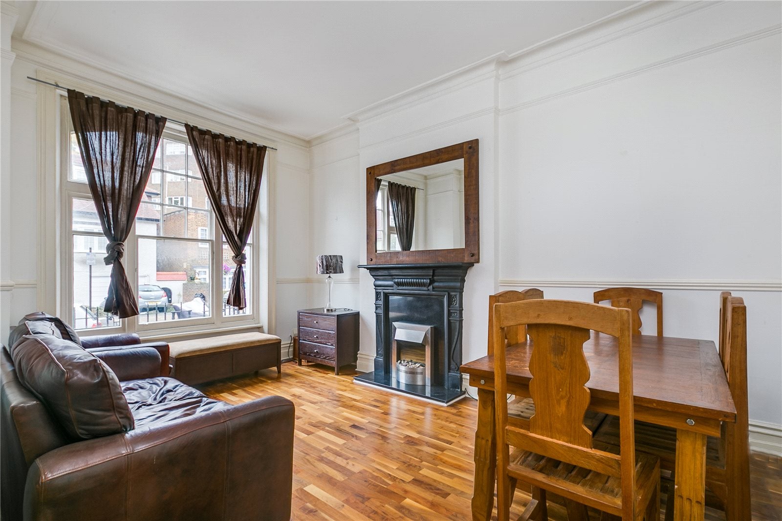 Flat Comeragh Road in Greater London