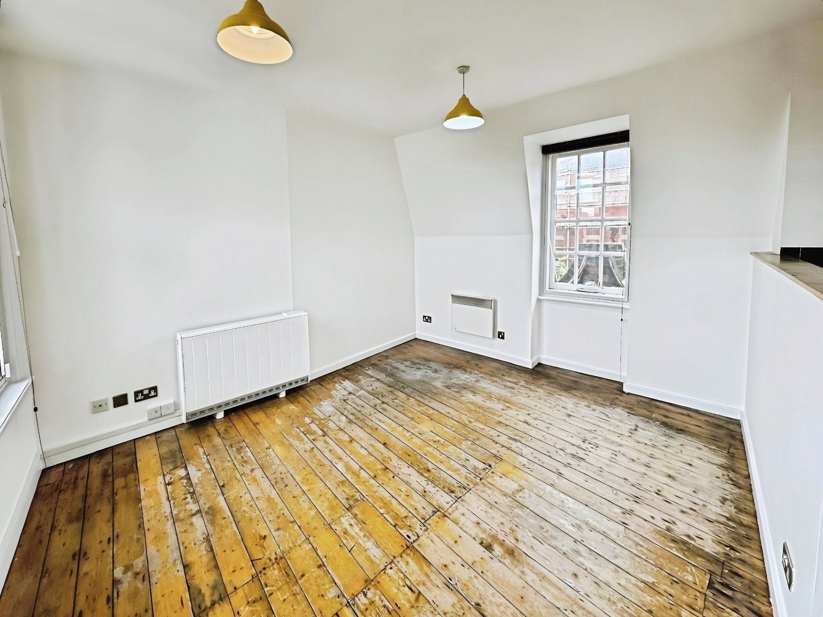Flat Central Road in Leeds