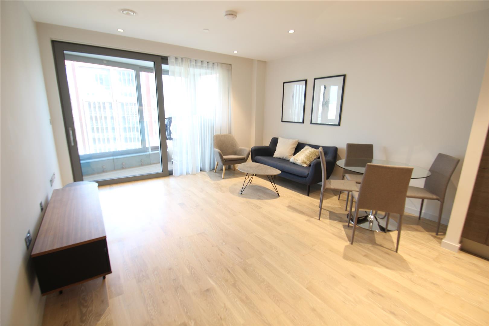 Flat Camley Street in Greater London
