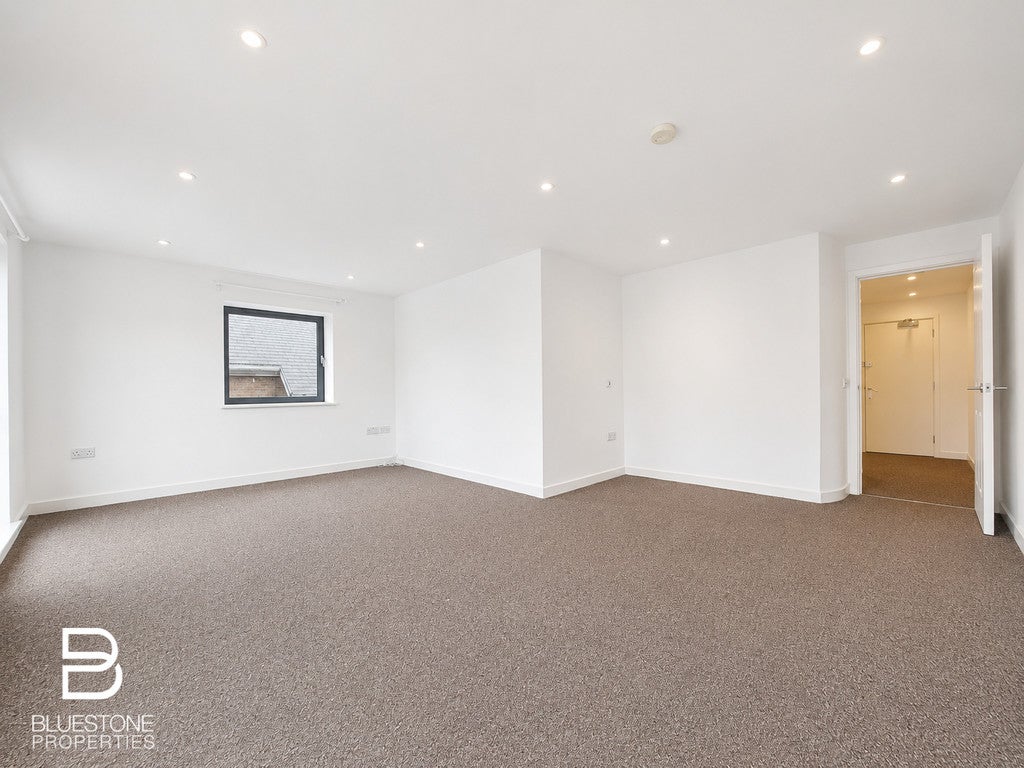 Flat Clarendon Road in Reigate and Banstead