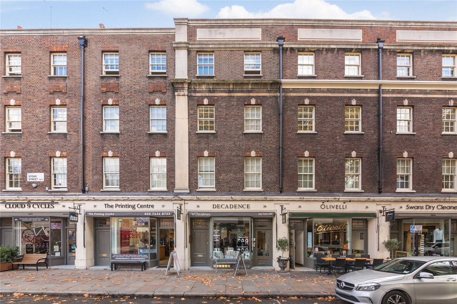 Flat Store Street in Greater London