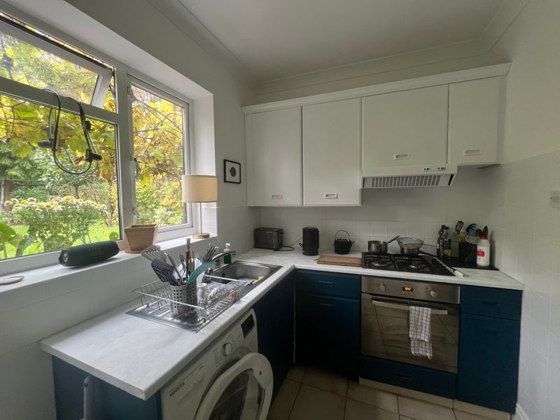 Room Petherton Road in Greater London