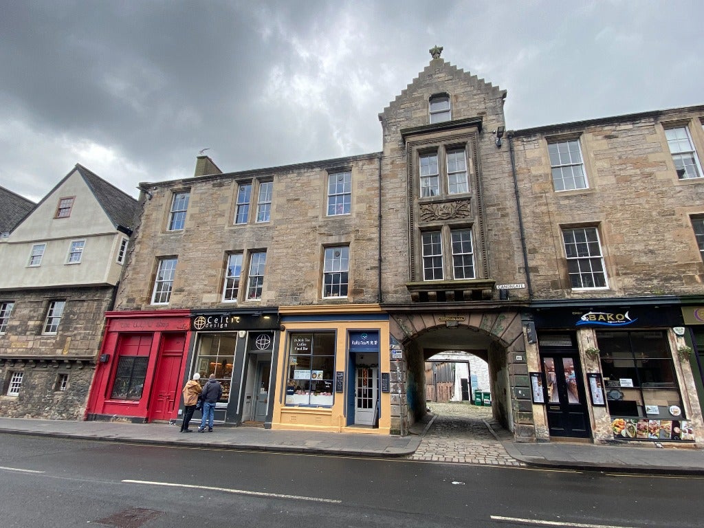 Flat Canongate in City of Edinburgh