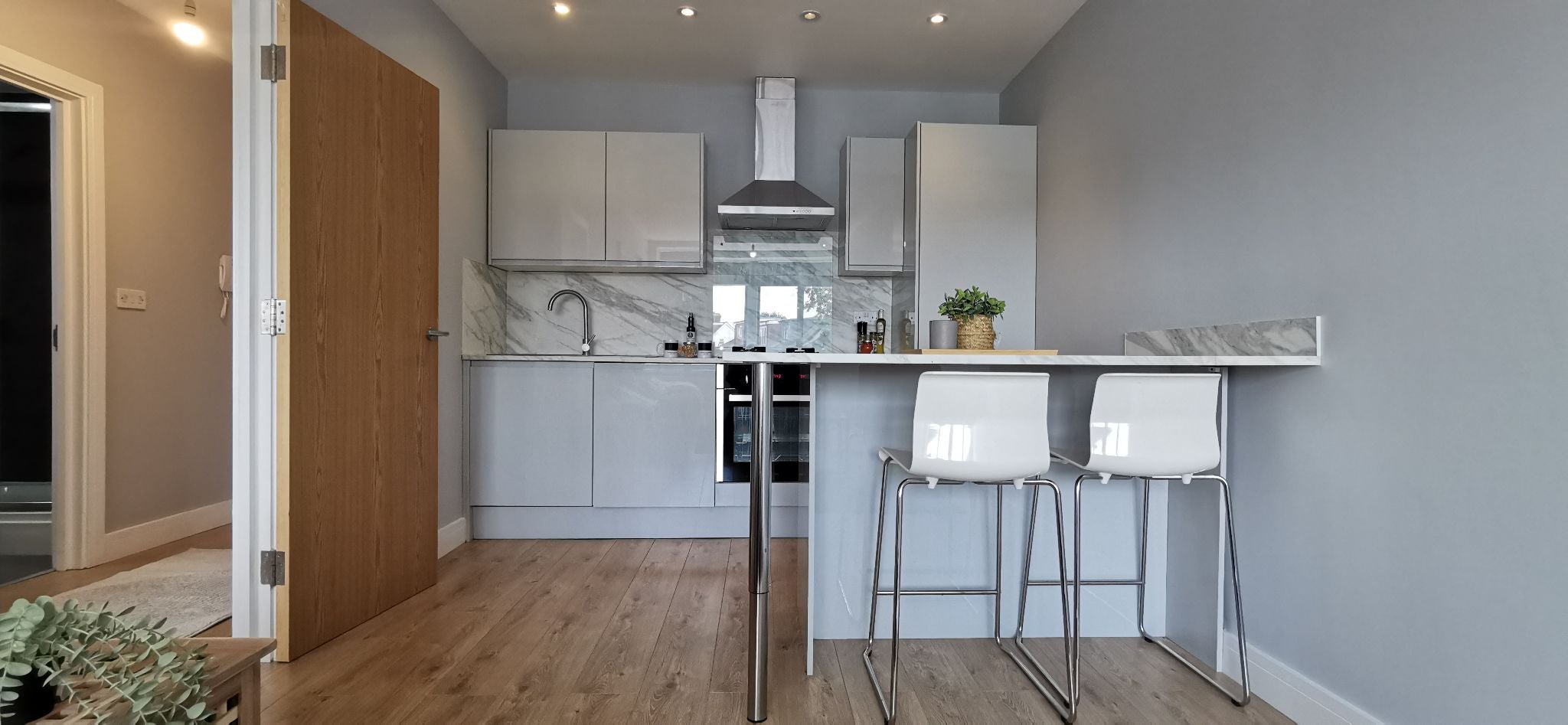 Flat Barningham Way in Greater London