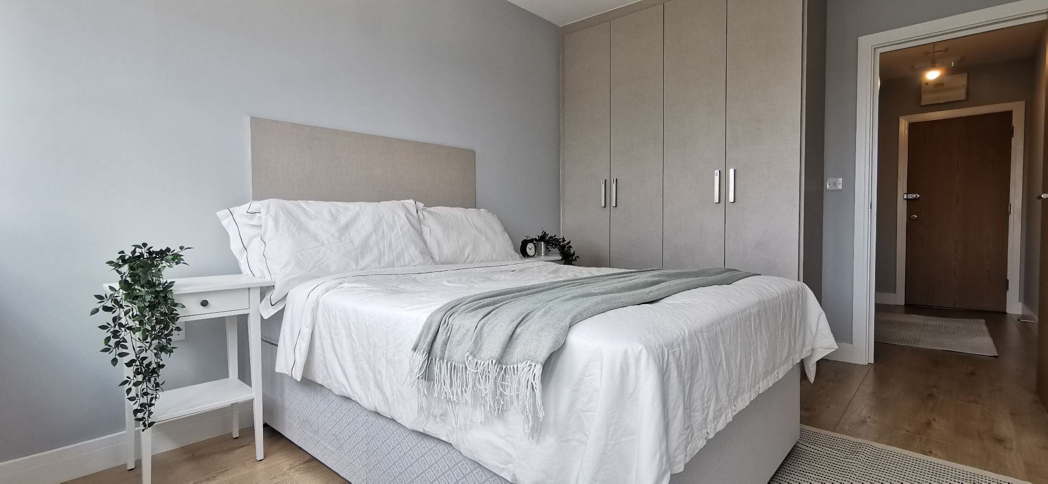 Flat Barningham Way in Greater London