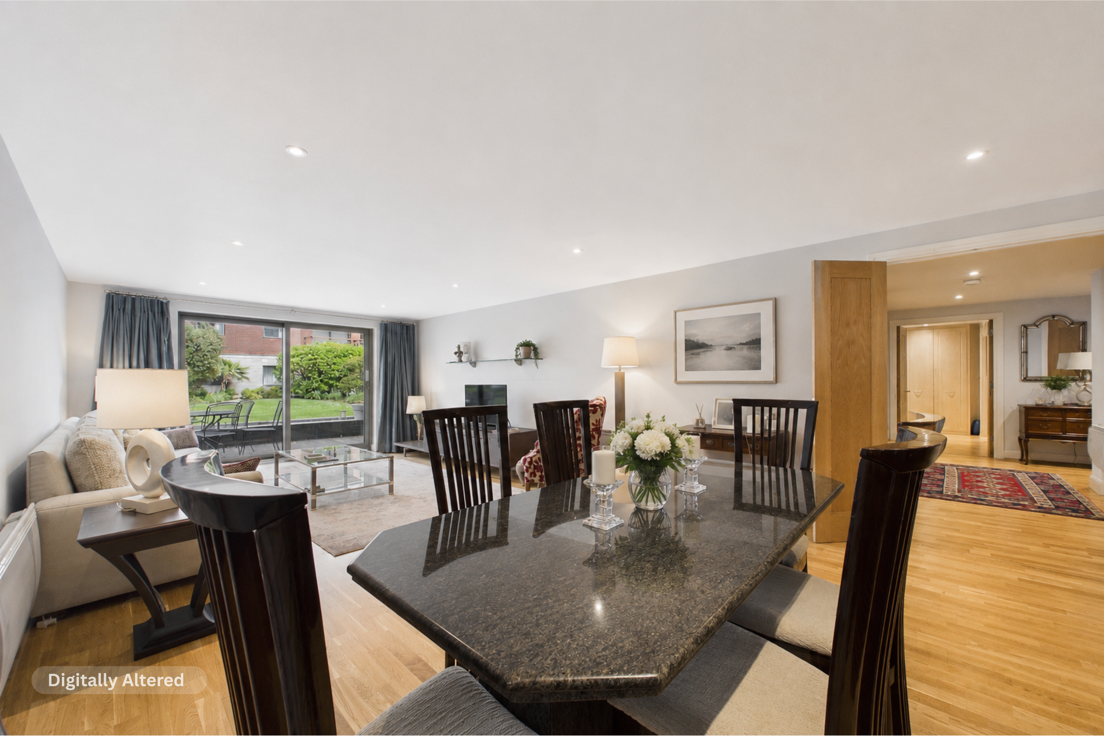 Flat Montaigne Close in City of Westminster